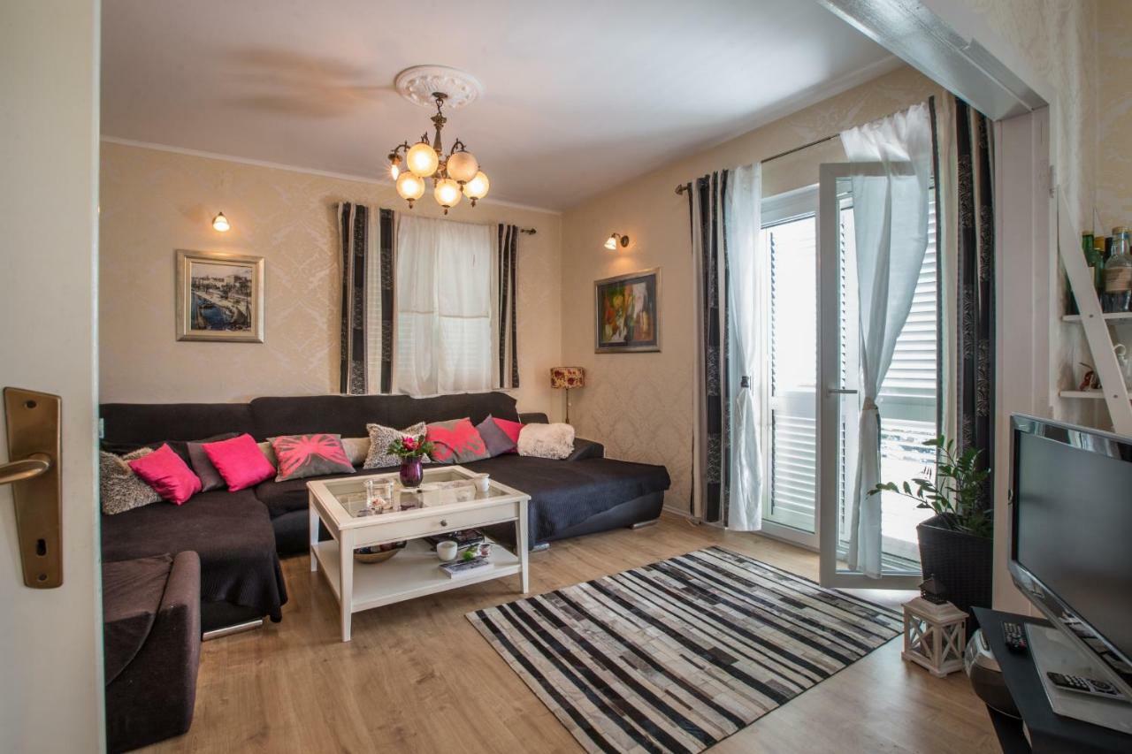 Apartment Valerija Jesenice  Kültér fotó