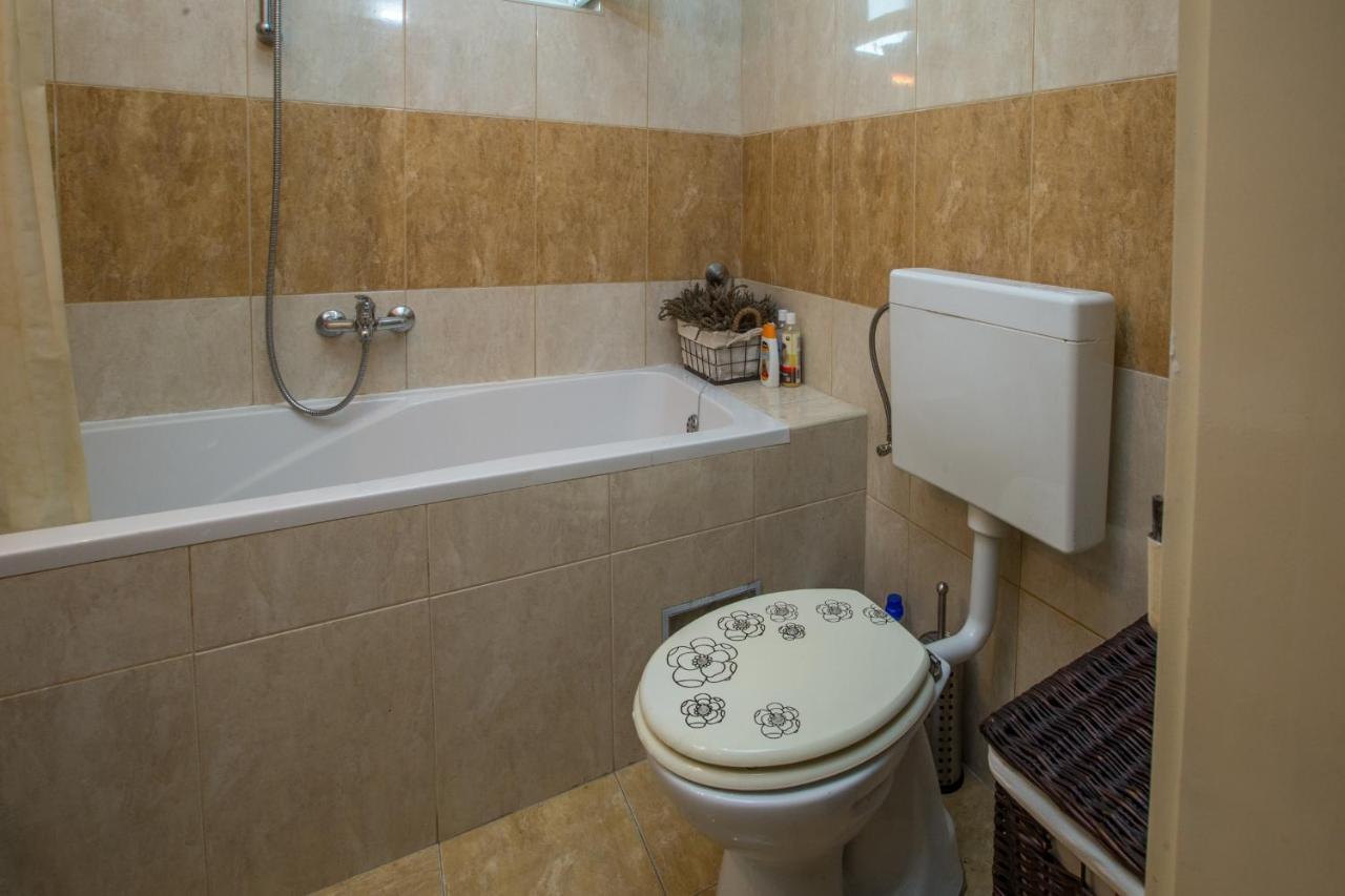 Apartment Valerija Jesenice  Kültér fotó